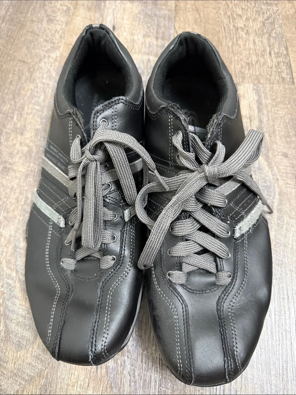 Skechers Men's Black Urban Thread Refresh with Gray Accents